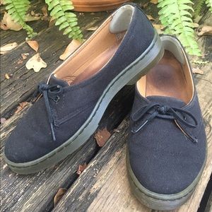Dr. Marten flats